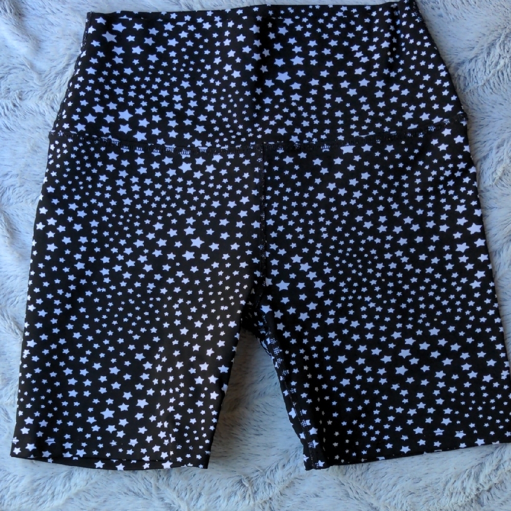 Star Patterned Black and White Shorts